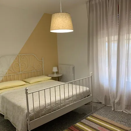Catarina Bed & Breakfast Tollo