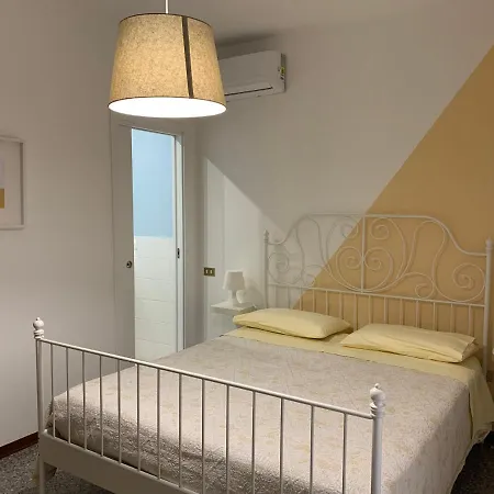Catarina Bed & Breakfast Tollo